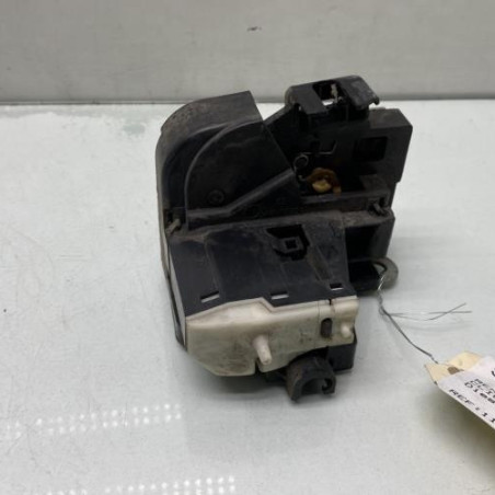 Serrure avant gauche RENAULT CLIO 2 CAMPUS