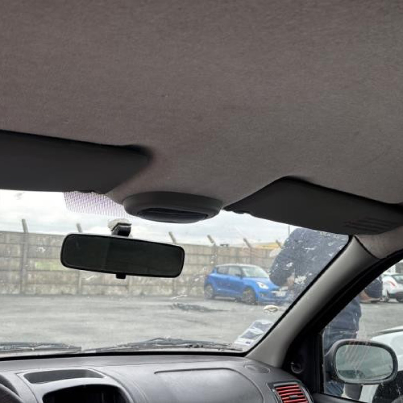 Verin de coffre RENAULT CLIO 2 CAMPUS Photo n°20