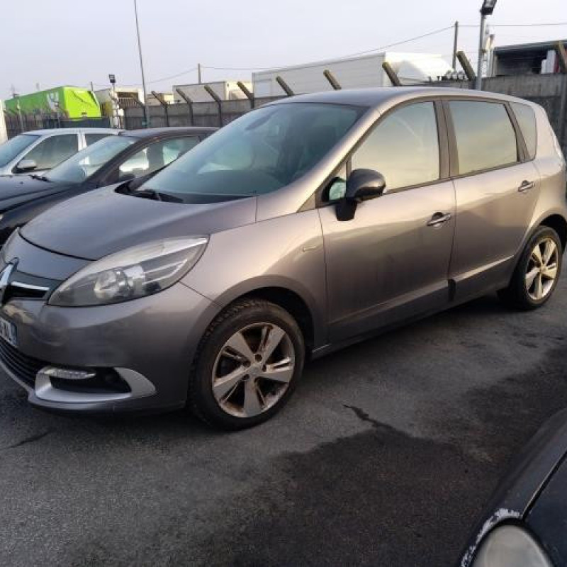 Renfort pare choc arriere (traverse) RENAULT SCENIC 3 Photo n°10