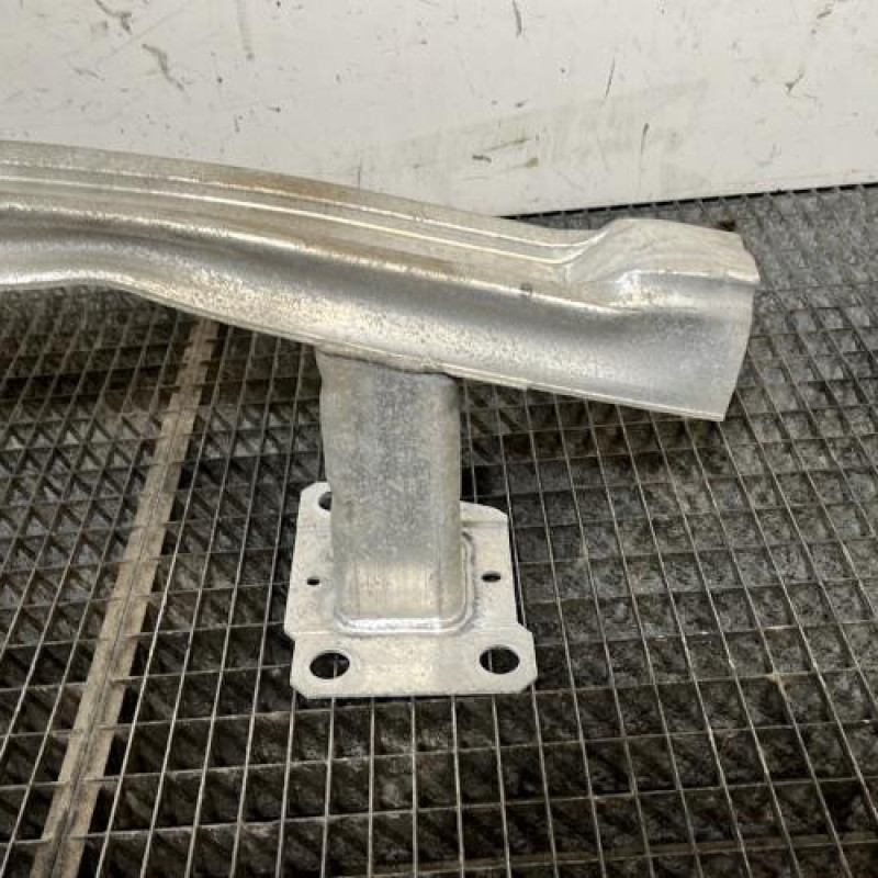 Renfort pare choc avant (traverse) RENAULT SCENIC 3 Photo n°3