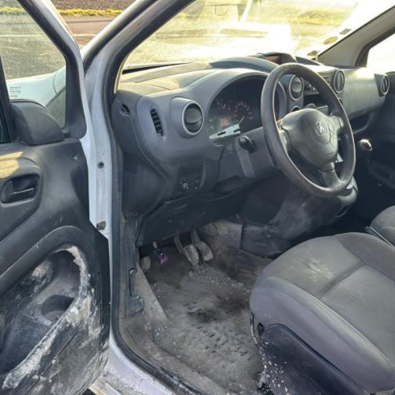 Boitier air bag PEUGEOT PARTNER 2 Photo n°13