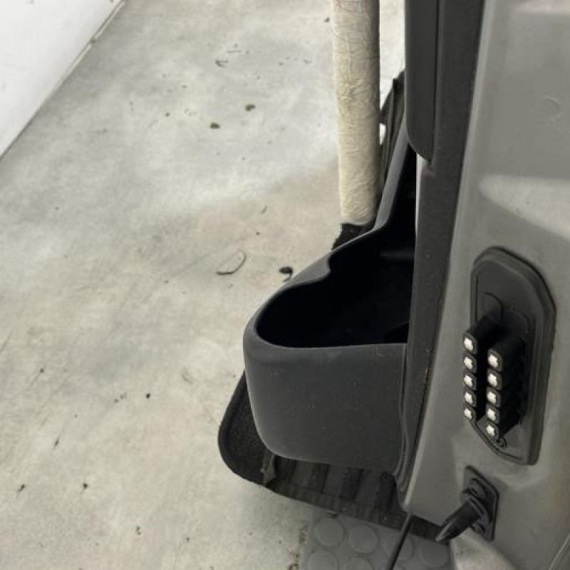 Porte laterale gauche PEUGEOT 807 Photo n°4