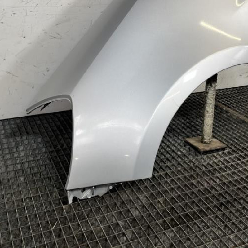 Aile avant gauche RENAULT CLIO 3 Photo n°2