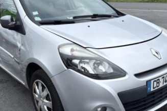 Aile avant gauche RENAULT CLIO 3