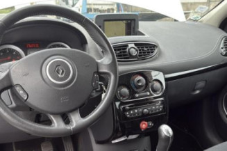 Aile avant gauche RENAULT CLIO 3