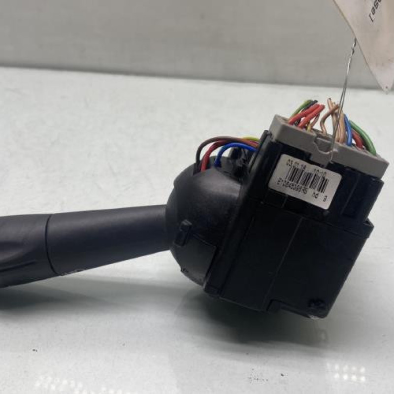 Commodo phare DACIA SANDERO 2 Photo n°4