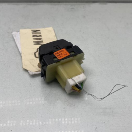 Interrupteur de leve vitre avant droit DACIA SANDERO 2