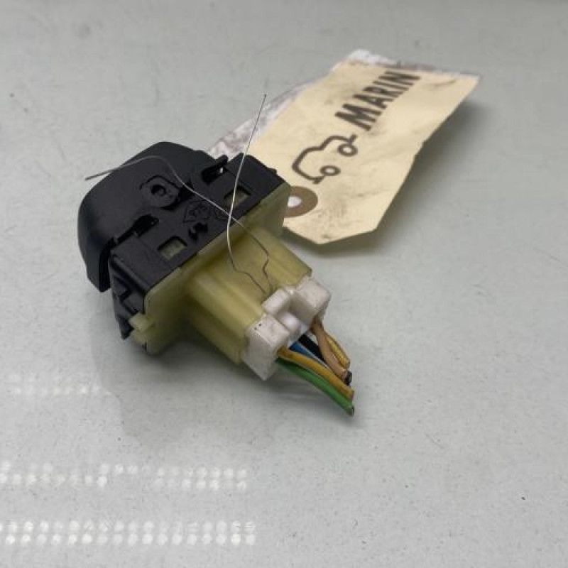 Interrupteur de leve vitre avant gauche DACIA SANDERO 2 Photo n°2