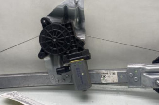 Leve vitre electrique avant droit DACIA SANDERO 2