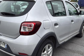 Leve vitre electrique avant droit DACIA SANDERO 2
