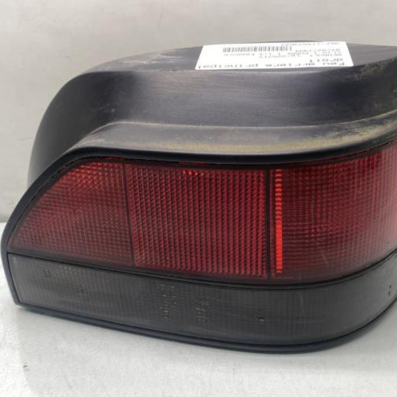 Feu arriere principal droit (feux) RENAULT CLIO 1 Photo n°1