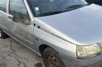 Feu arriere principal droit (feux) RENAULT CLIO 1