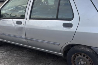 Feu arriere principal droit (feux) RENAULT CLIO 1