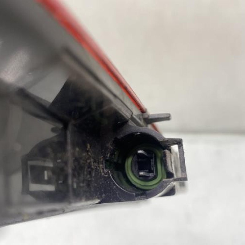 Feu arriere stop central RENAULT CLIO 2 Photo n°3