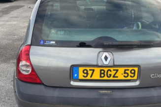 Feu arriere stop central RENAULT CLIO 2