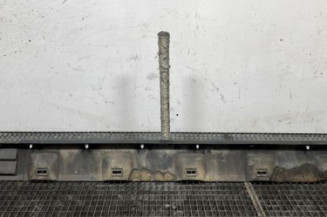 Bas de caisse gauche DACIA SANDERO 2