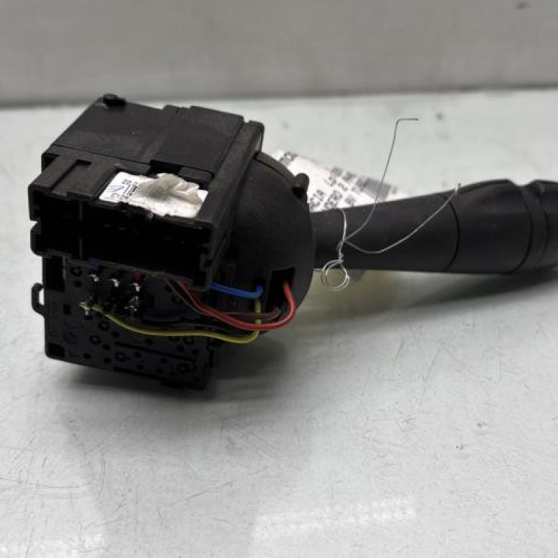 Commodo phare DACIA SANDERO 2 Photo n°4