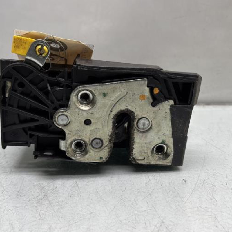 Serrure arriere gauche DACIA SANDERO 2 Photo n°1