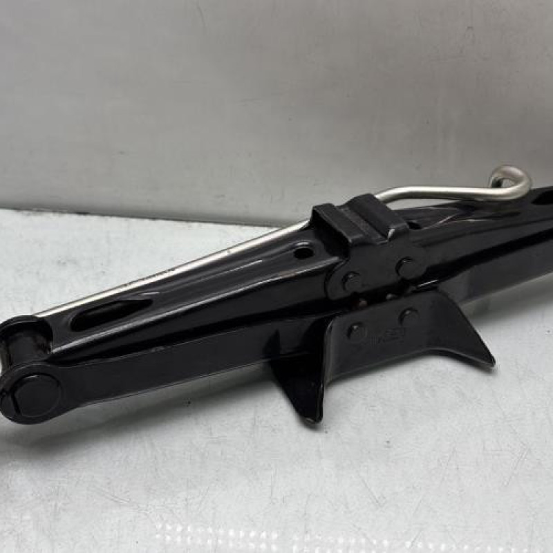 Cric DACIA SANDERO 2 Photo n°1