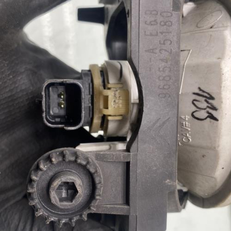 Anti brouillard gauche (feux) CITROEN C3 PICASSO Photo n°3