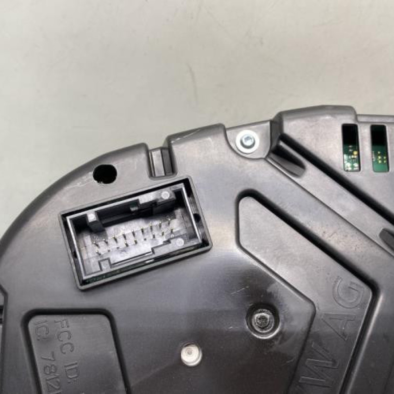 Compteur VOLKSWAGEN POLO 5 Photo n°3