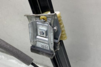 Leve vitre electrique avant droit VOLKSWAGEN POLO 5