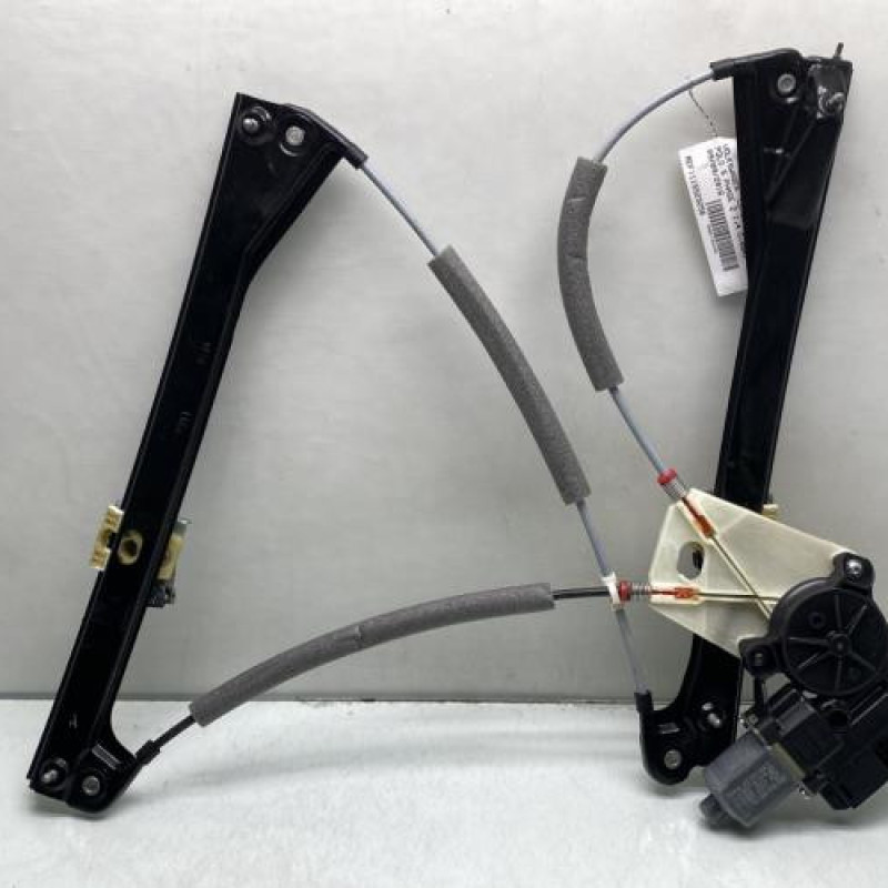 Leve vitre electrique avant droit VOLKSWAGEN POLO 5 Photo n°5