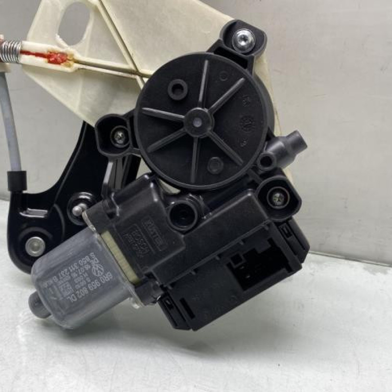 Leve vitre electrique avant droit VOLKSWAGEN POLO 5 Photo n°6
