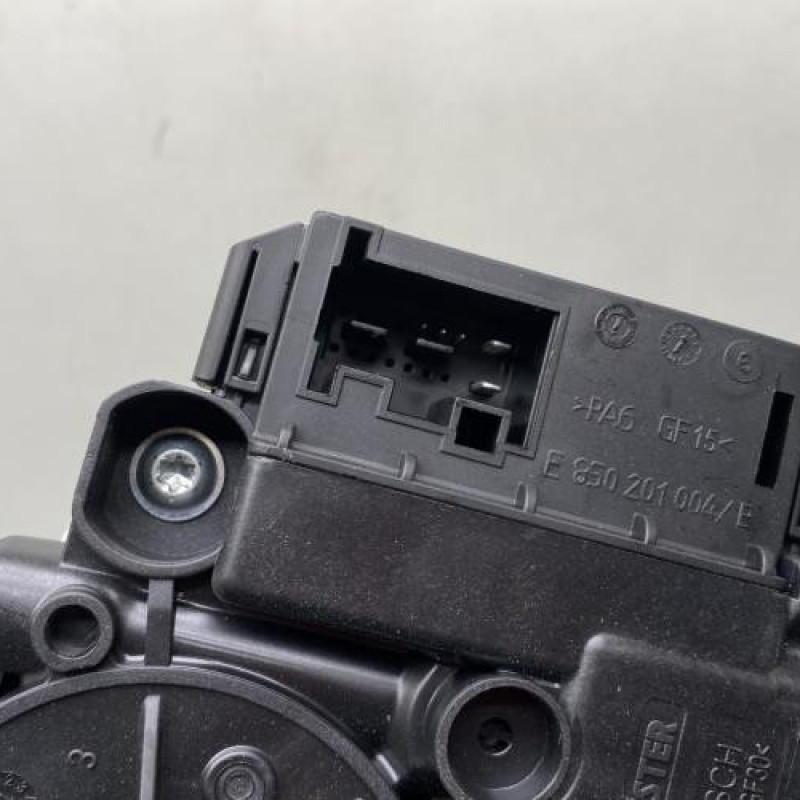 Leve vitre electrique avant droit VOLKSWAGEN POLO 5 Photo n°8