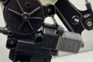 Leve vitre electrique avant gauche VOLKSWAGEN POLO 5