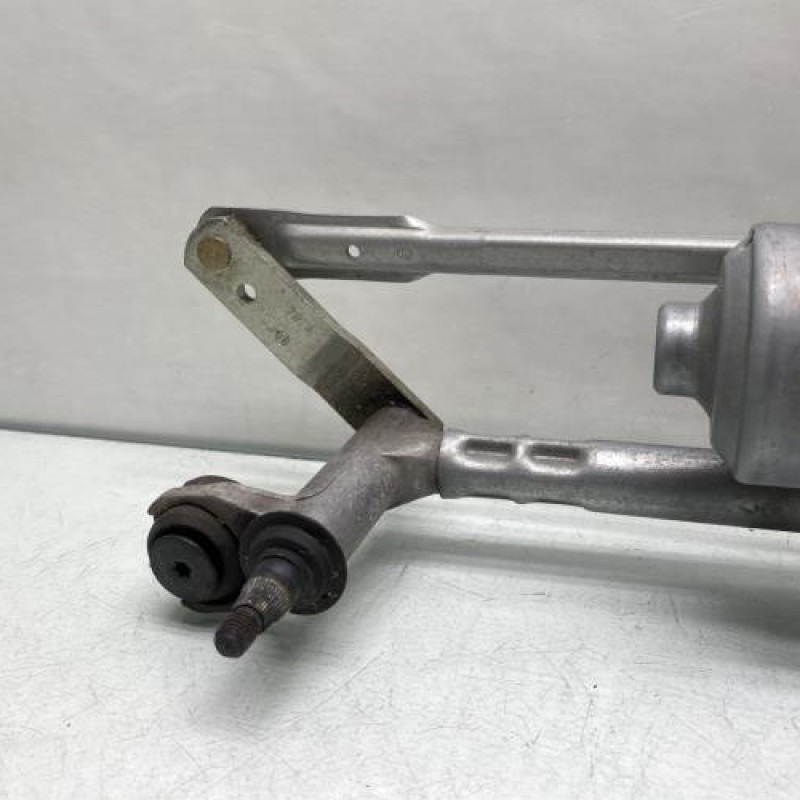 Moteur essuie glace avant VOLKSWAGEN POLO 5 Photo n°3
