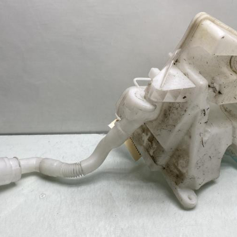 Vase de lave glace VOLKSWAGEN POLO 5 Photo n°1