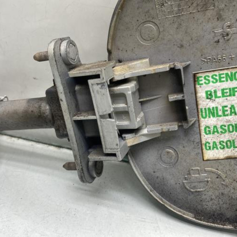 Trappe d'essence RENAULT CLIO 2 Photo n°3