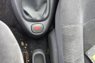 Trappe d'essence RENAULT CLIO 2