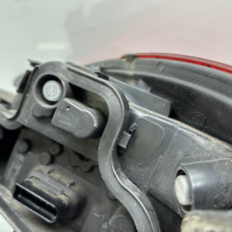 Feu arriere principal gauche (feux) RENAULT MEGANE 3 Photo n°6