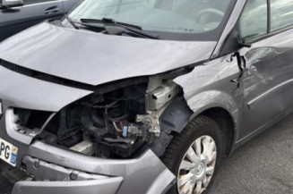 Feu arriere stop central RENAULT SCENIC 2