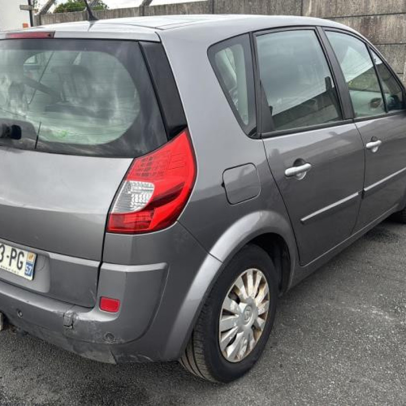 Feu arriere stop central RENAULT SCENIC 2 Photo n°6