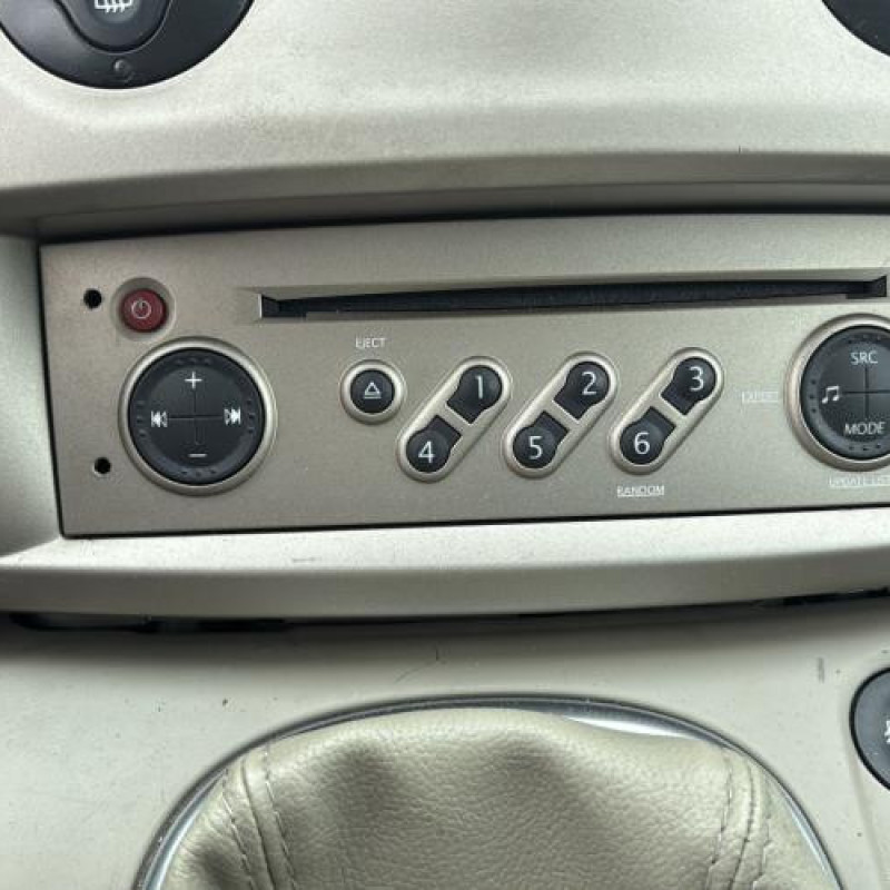 Feu arriere stop central RENAULT SCENIC 2 Photo n°20