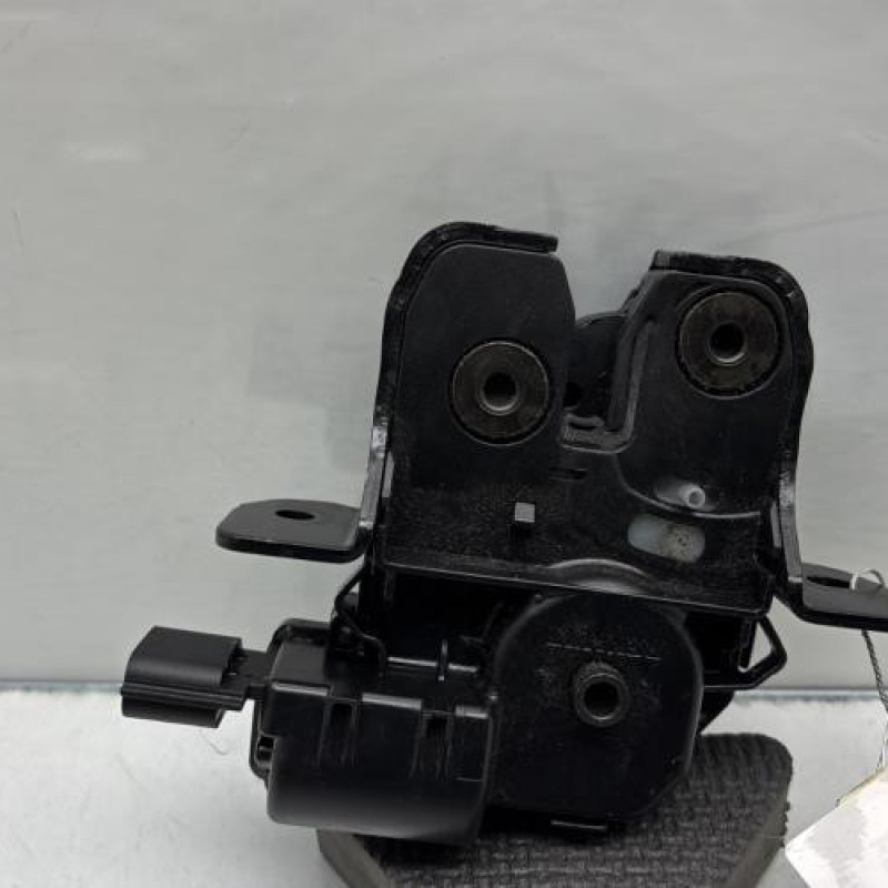 Serrure de coffre RENAULT MEGANE 3 Photo n°1