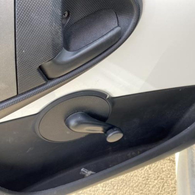 Bouton de warning CITROEN C1 1 Photo n°13