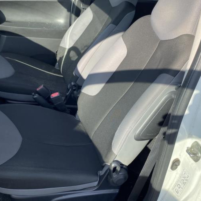 Retroviseur interieur CITROEN C1 1 Photo n°15