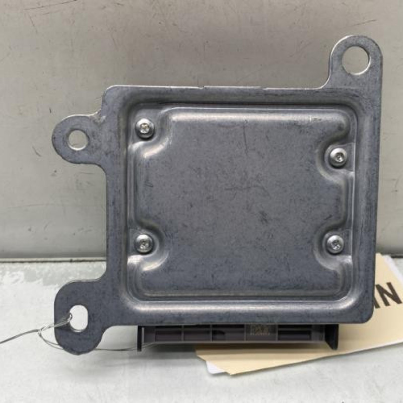 Boitier air bag DACIA SANDERO 2 Photo n°4