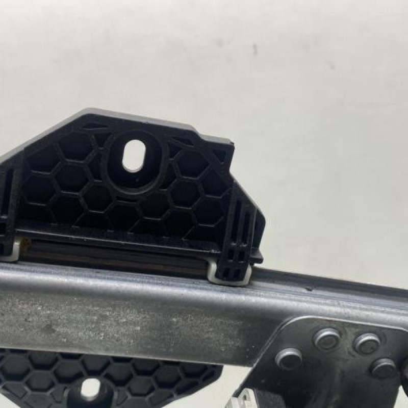 Leve vitre electrique avant gauche DACIA SANDERO 2 Photo n°4