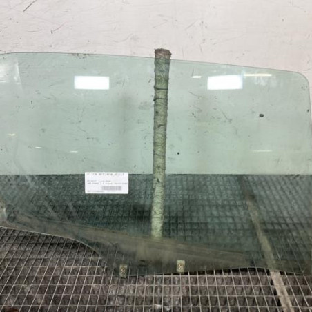 Vitre arriere droit PEUGEOT 307 Photo n°1