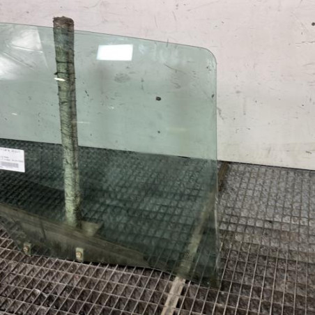 Vitre arriere droit PEUGEOT 307