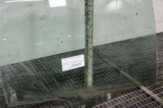 Vitre arriere droit PEUGEOT 307