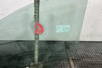 Vitre avant droit PEUGEOT 307
