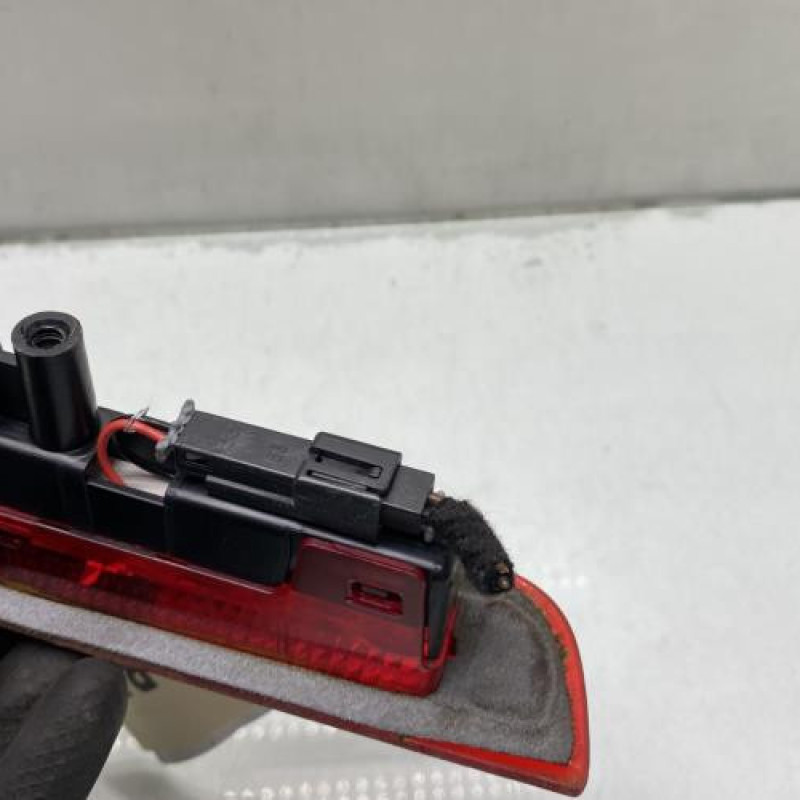 Feu arriere stop central OPEL MERIVA A Photo n°3