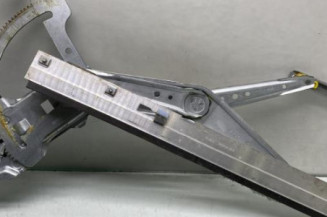 Leve vitre electrique avant droit OPEL MERIVA A