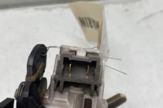 Bouton de coffre RENAULT CLIO 2